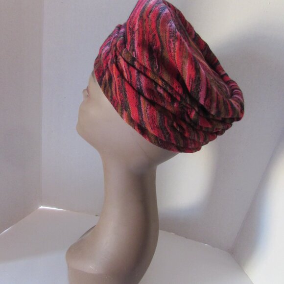 SALE Handsome Vintage Hat in Earth Tones for Fall & Winter - Picture 8 of 11